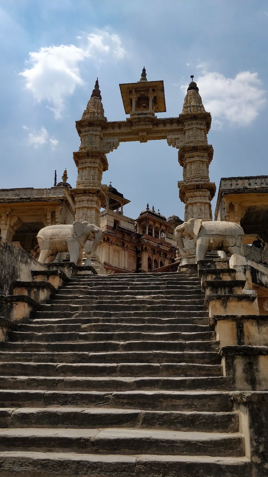 Photo of Backpacking solo | How I planned an unplanned trip to Jaipur by Smriti Singh