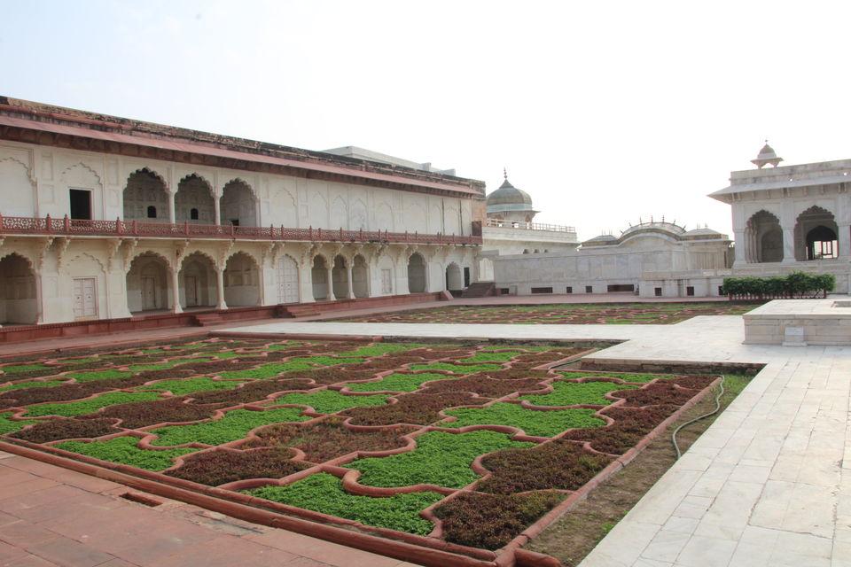 Photo of Agra Fort, Agra Fort, Rakabganj, Agra, Uttar Pradesh, India by Smriti Singh