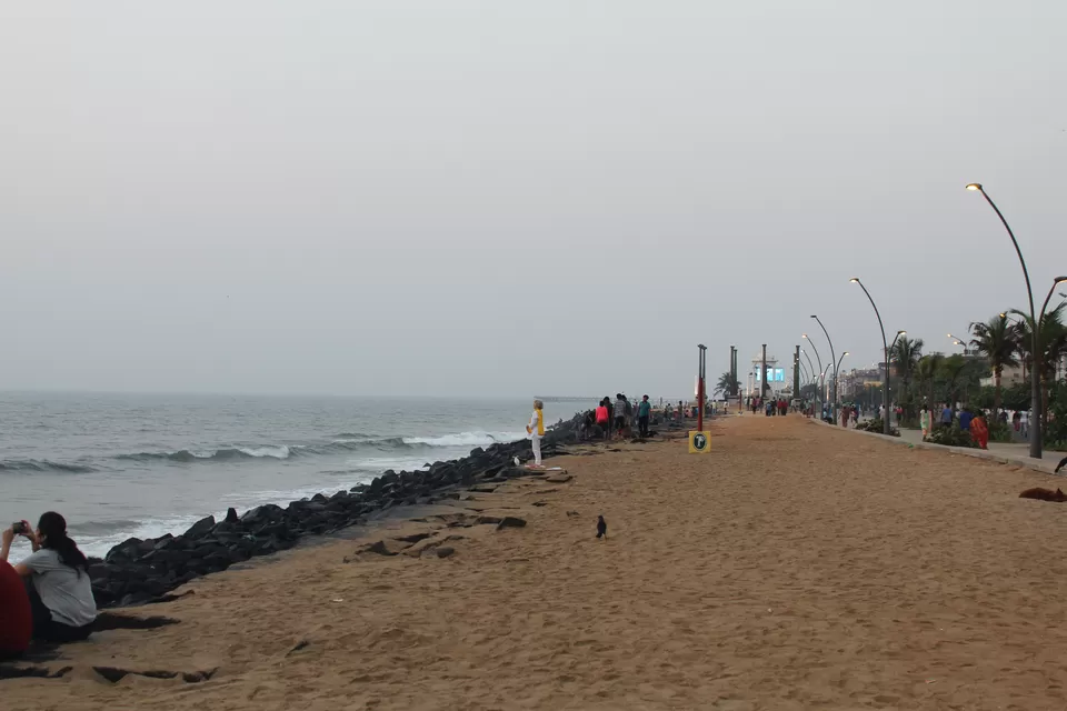 Photo of Gandhi Statue, Beach Road, White Town, Pondicherry, Puducherry, India by Swati Soni