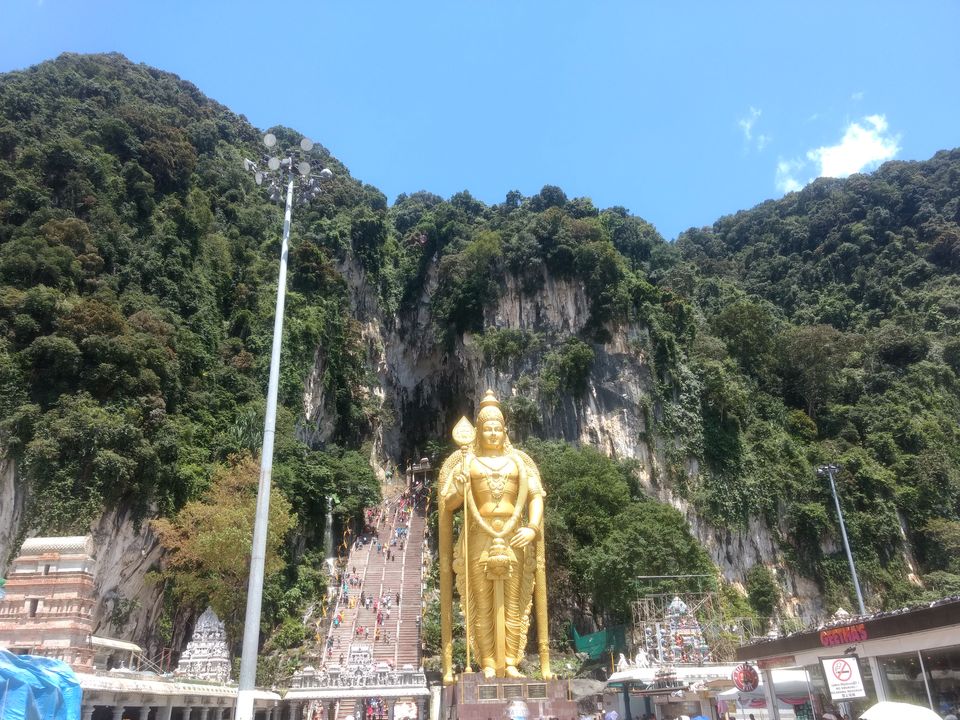 Photo of Batu Caves, Selangor, Malaysia by Twain Travellers