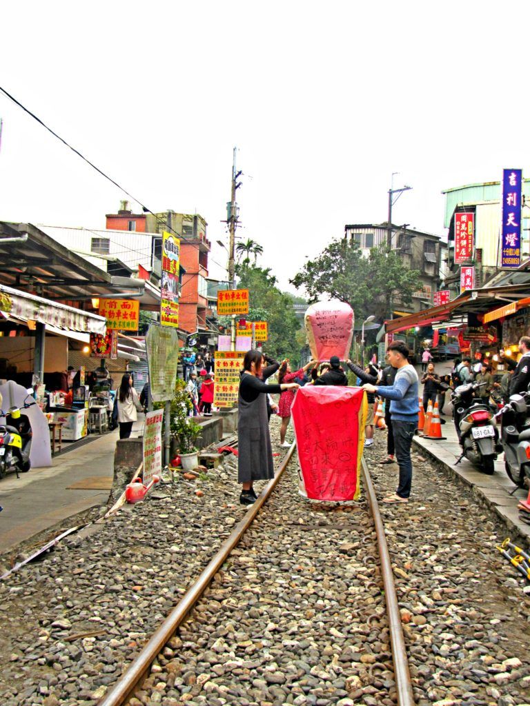 Photo of New Year in Taiwan! * the Inquisitive Robot: things to do, how to bring in your newy year 9/11 by Manali