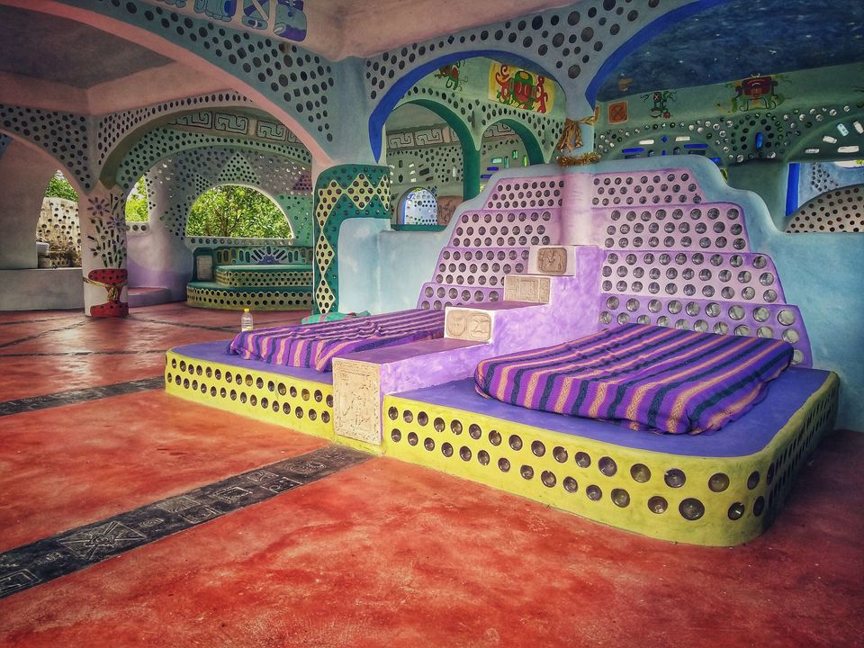 Photo of Unique and affordable stays in Belize * the Inquisitive Robot 1/9 by Manali