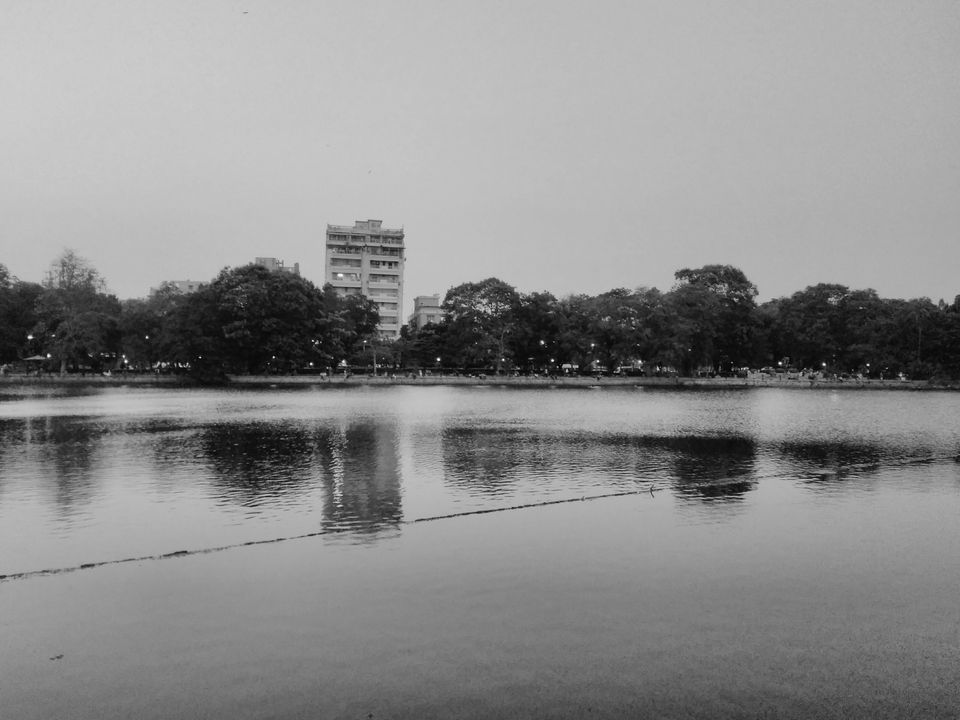 Photo of Rabindra Sarobar: An Abode of Nature, Beauty & Tranquility 8/9 by Wandering girls