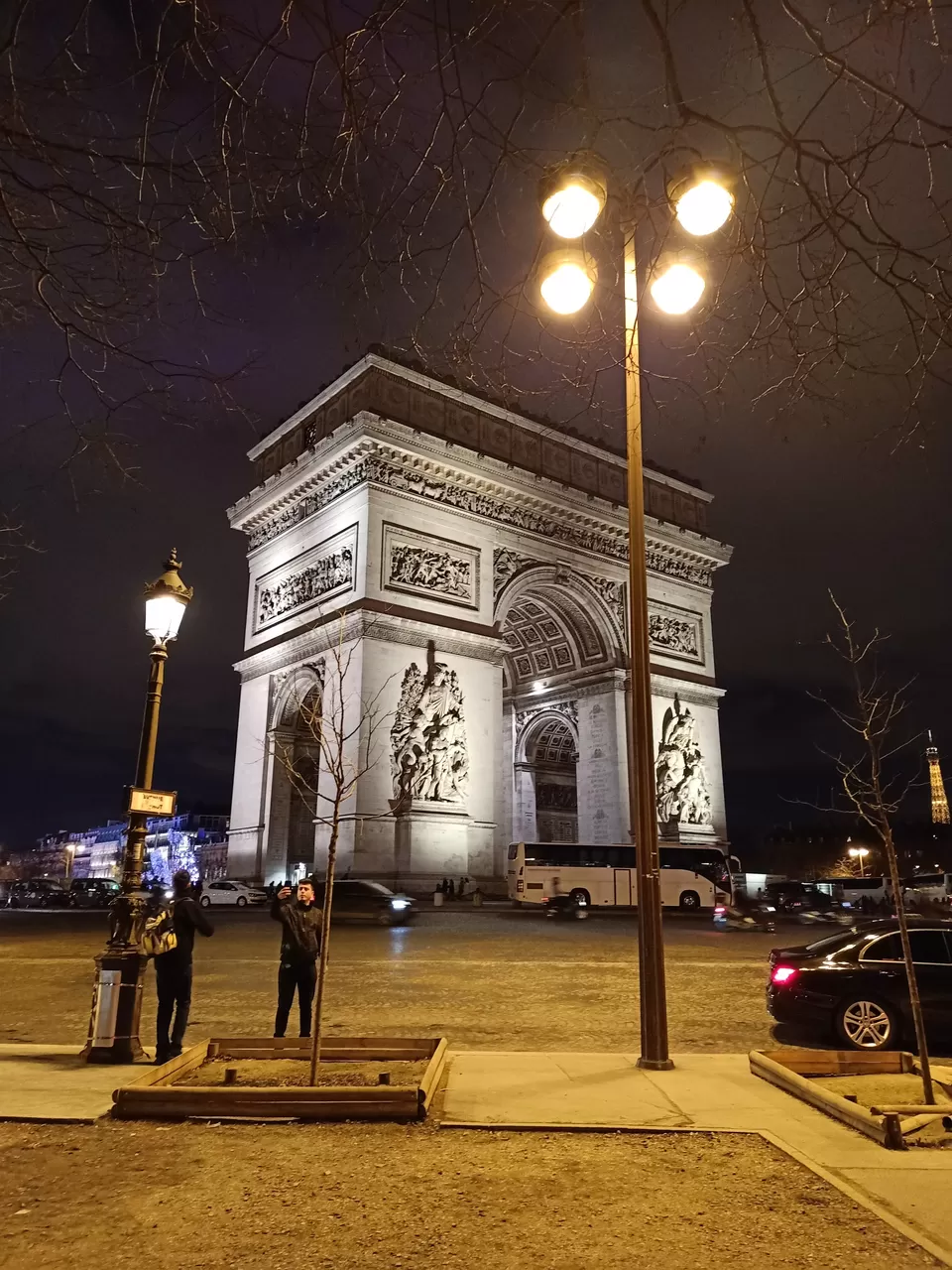 Photo of Arc de Triomphe, Place Charles de Gaulle, Paris, France by hungry_travel_lovers