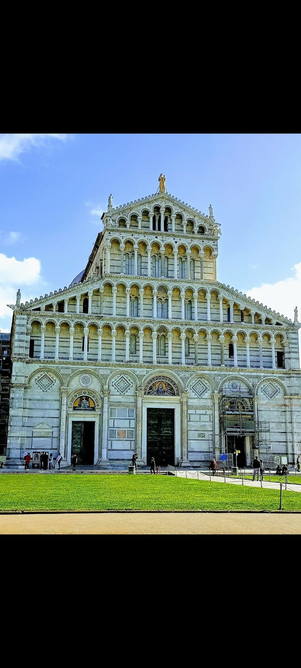 Photo of Celebrated Tower of Pisa 12/17 by hungry_travel_lovers