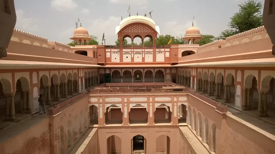Photo of Bari Baoli, Bhandarej by wayfarer