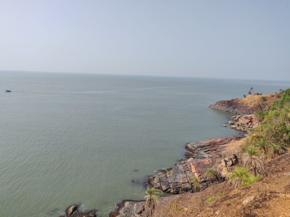 Photo of The best beach trek I have been to. by Mouna Naidu