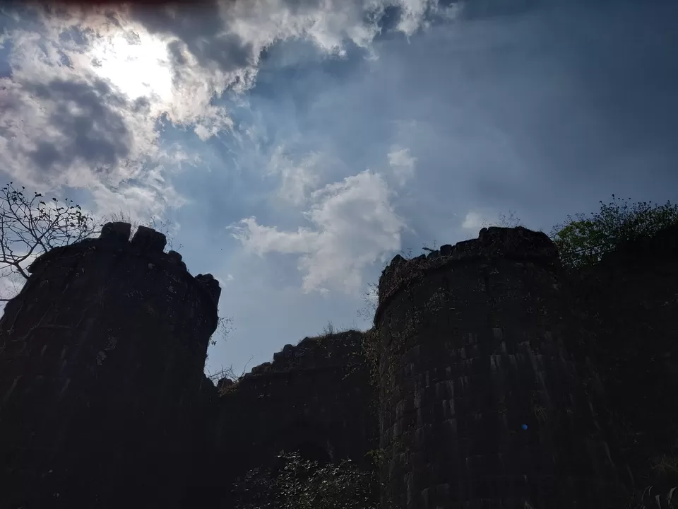 Photo of Sinhagad Fort, Sinhagad Ghat Road, Thoptewadi, Maharashtra, India by Prtravelstories