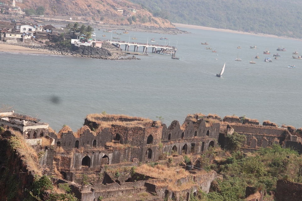 Photo of Murud-Janjira Fort, Maharashtra, India by Prtravelstories