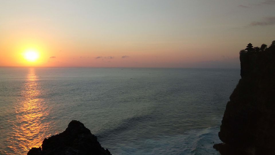 Photo of Uluwatu Temple, Pecatu, Badung Regency, Bali, Indonesia by Payel