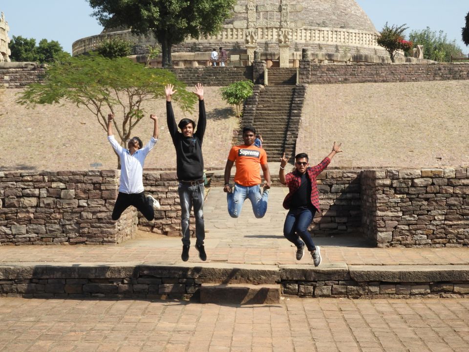 Photo of Sanchi, Madhya Pradesh, India by Diñësh Ghãrdë