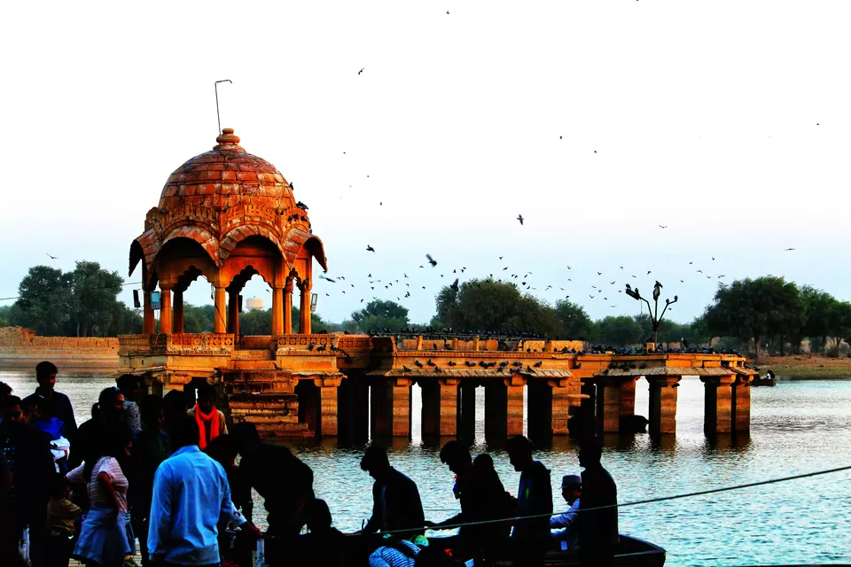 Photo of Gadisar Lake, Postal Colony, Jaisalmer, Rajasthan by Aditya Rathore