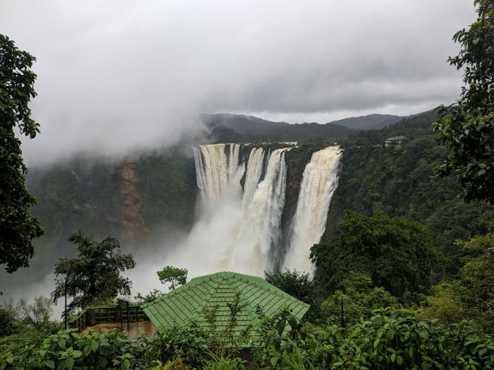 Photo of Jog Falls by vinay chandran