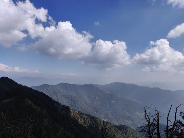 Photo of thrillwrill.com: Trek to Nag Tibba summit : A not so famous trek in the lap of humongous Himalayas 1/11 by Ranjan Gupta