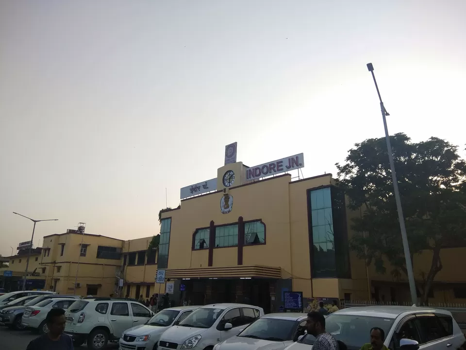 Photo of Indore Railway Station, Nehru Park Road, Vallabh Nagar, Indore, Madhya Pradesh, India by Atrangi Banjare