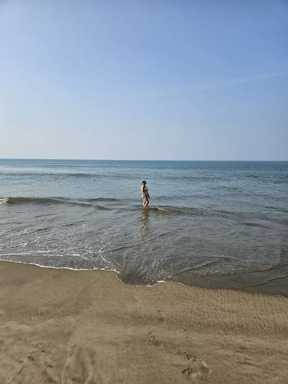 Photo of Why is MORJIM the best beach in North Goa??? by Curvy_bongshell