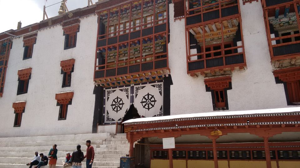 Photo of Ladakh - a dream that you don't want to wake up from. by Curvy_bongshell