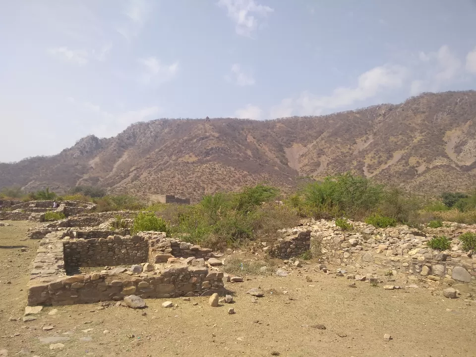 Photo of Bhangarh Fort, Bhangarh, Rajasthan, India by Samapti Das | @curvy_bongshell