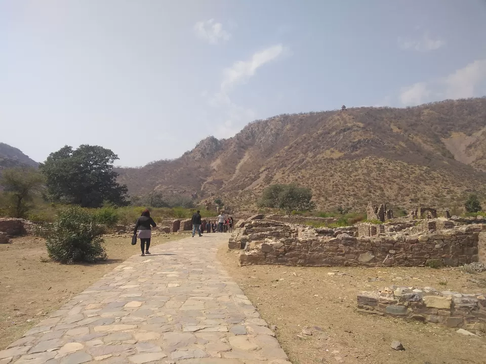 Photo of Bhangarh Fort, Bhangarh, Rajasthan, India by Samapti Das | @curvy_bongshell