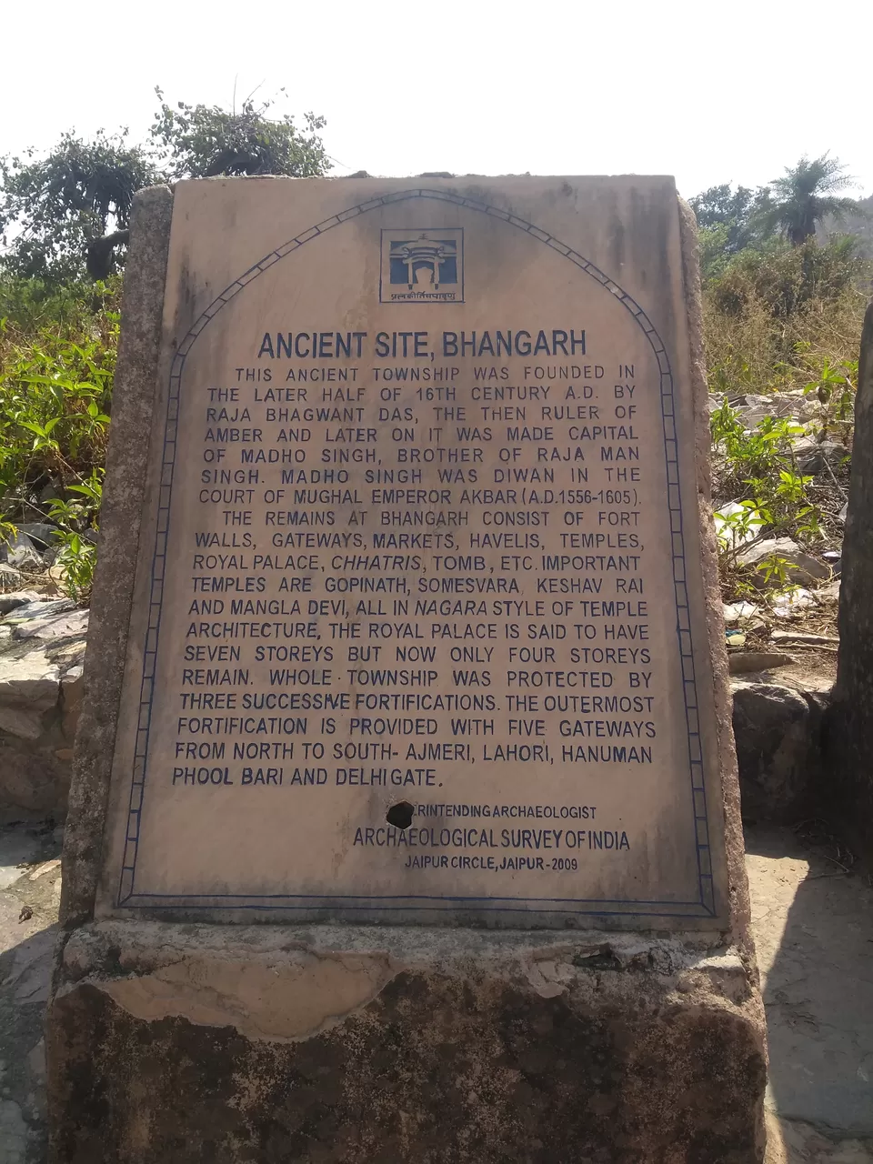 Photo of Bhangarh Fort, Bhangarh, Rajasthan, India by Samapti Das | @curvy_bongshell