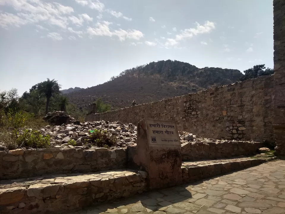 Photo of Bhangarh Fort, Bhangarh, Rajasthan, India by Samapti Das | @curvy_bongshell