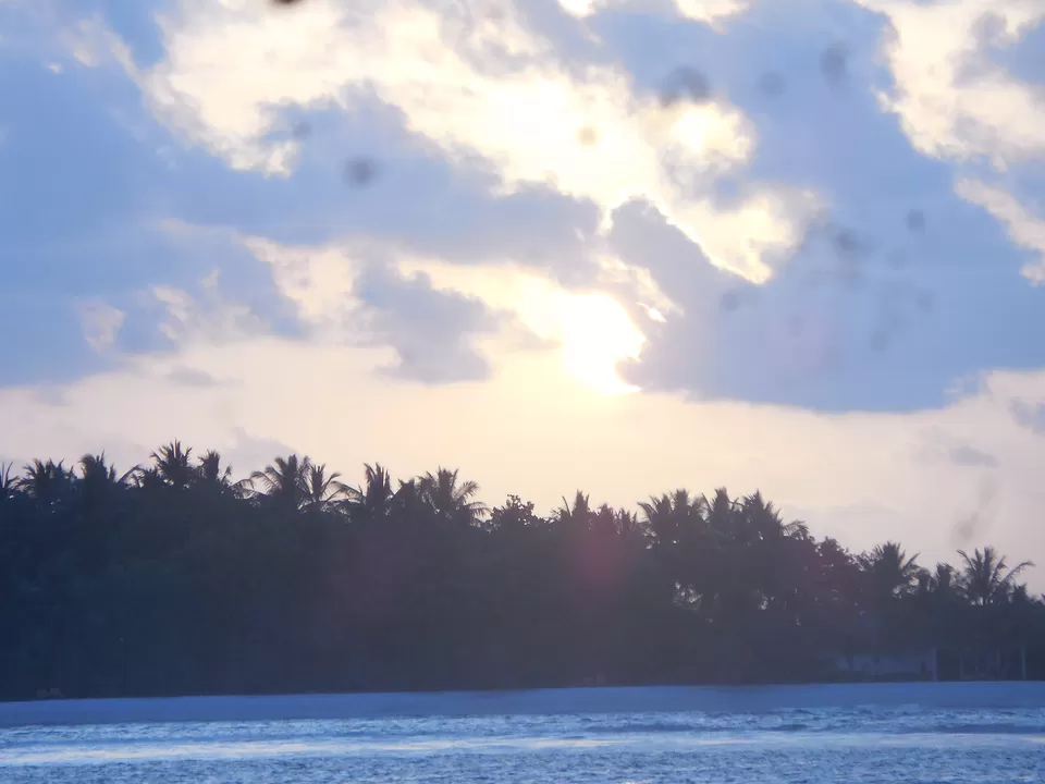 Photo of My first ever abroad trip! Mesmerising Maldives by Samapti Das | @curvy_bongshell