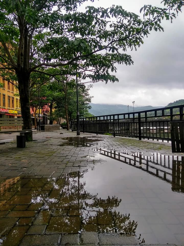 Photo of Pune, Maharashtra, India by Curvy_bongshell