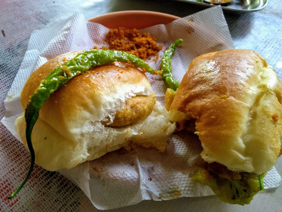 Photo of Pune, Maharashtra, India by Curvy_bongshell