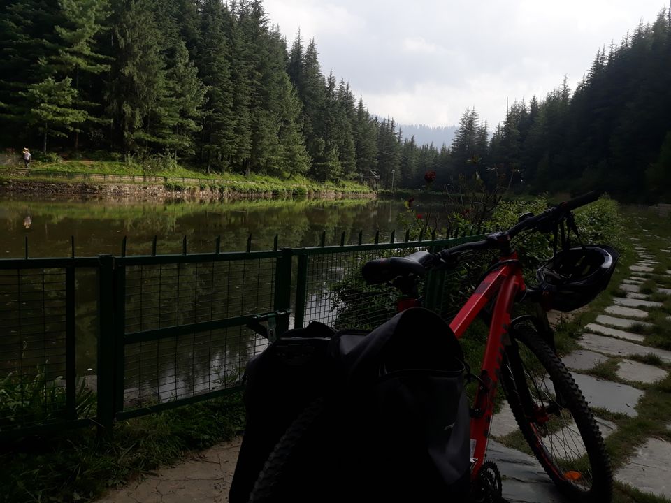 Photo of Narkanda's Tanu Jabbar lake by Findingmohit