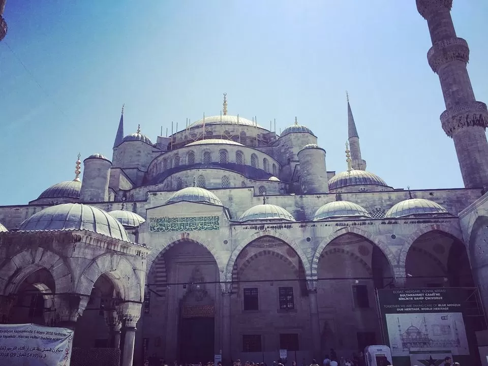 Photo of Binbirdirek Mahallesi, Sultanahmet Square, Sultan Ahmet Parkı, Fatih/Istanbul, Turkey by foovelnus