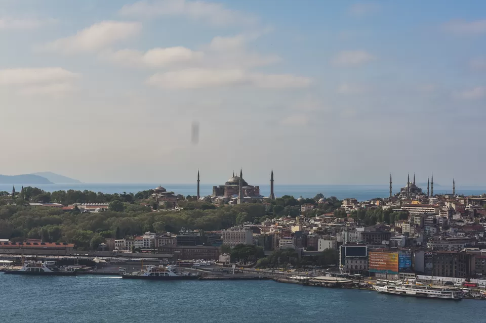 Photo of Üsküdar/Istanbul, Turkey by foovelnus