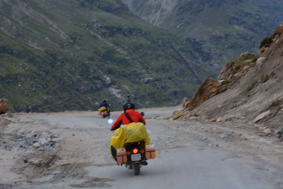 Photo of Manali to Leh... Biker's Dream by gaurav srivastava