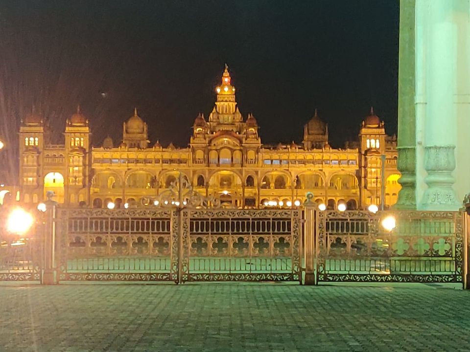 Photo of Mysore Palace, Sayyaji Rao Road, Agrahara, Chamrajpura, Mysuru, Karnataka, India by Nidhi Saini