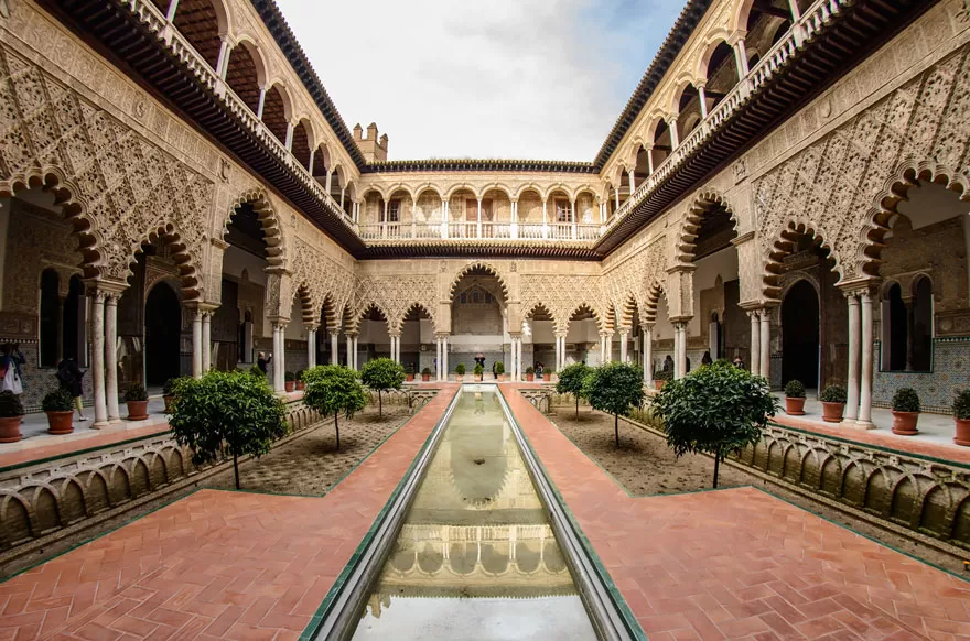 Photo of Royal Palace of Madrid, Royal Alcazar of Madrid, Calle de Bailén, Madrid, Spain by IT IS A BLOG