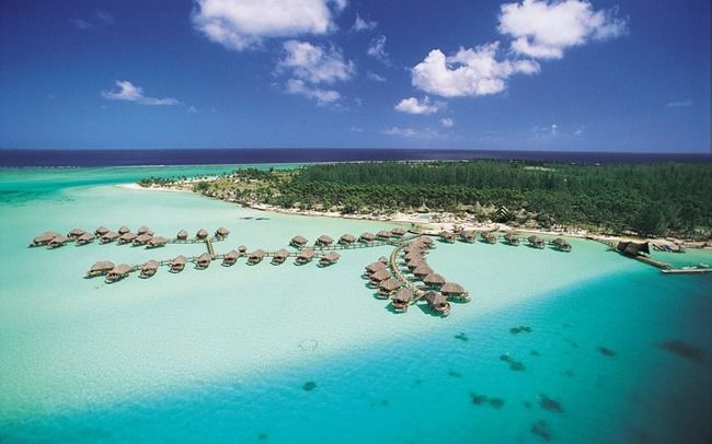 Photo of Luxurious Island Resorts That Should Be On Your Wishlist This Summer by Adyasha Dash (The Wandering Mind)