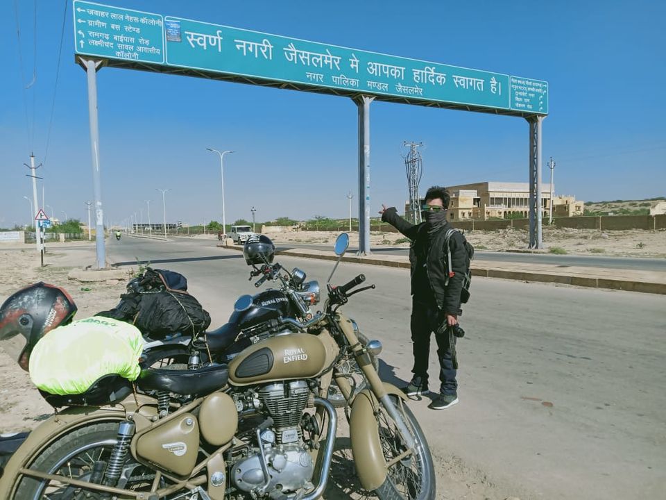 Photo of Gadisar Lake, Postal Colony, Jaisalmer, Rajasthan by The Traveller