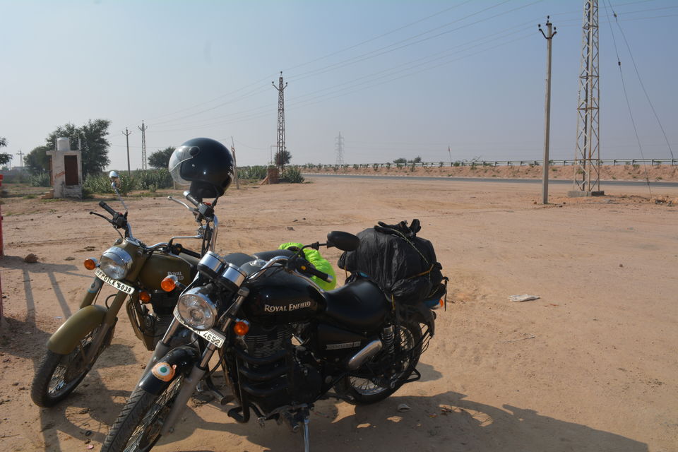 Photo of Gadisar Lake, Postal Colony, Jaisalmer, Rajasthan by The Traveller