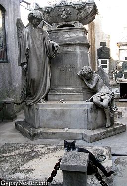 Photo of I See Dead People in Buenos Aires by David & Veronica