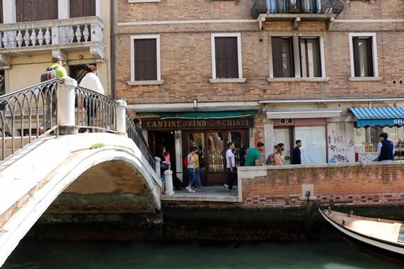 Photo of How to Avoid the Crowds in Venice, Italy by David & Veronica