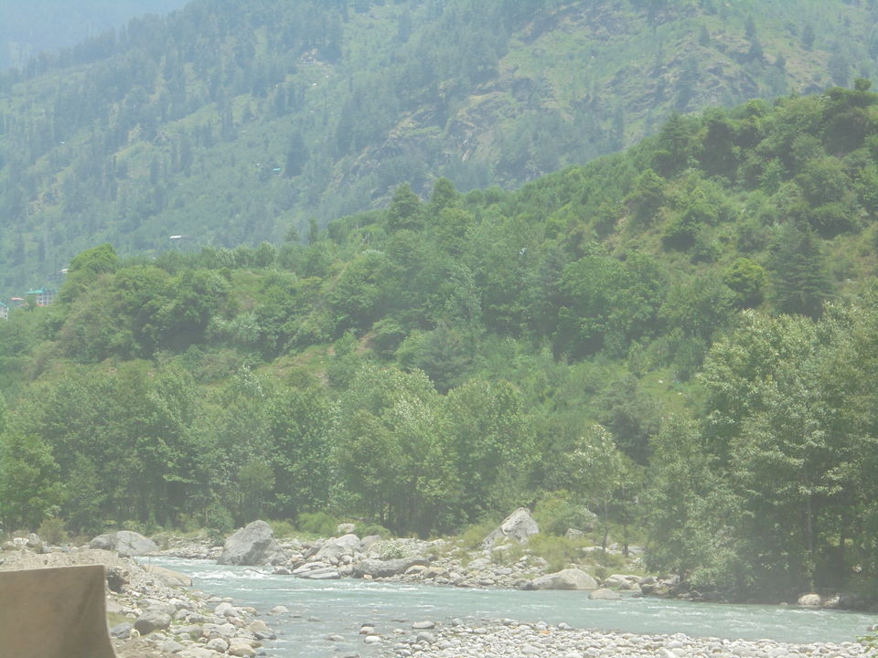 Photo of Escape the summer in the hills of Manali 8/19 by Rohit Rajpal