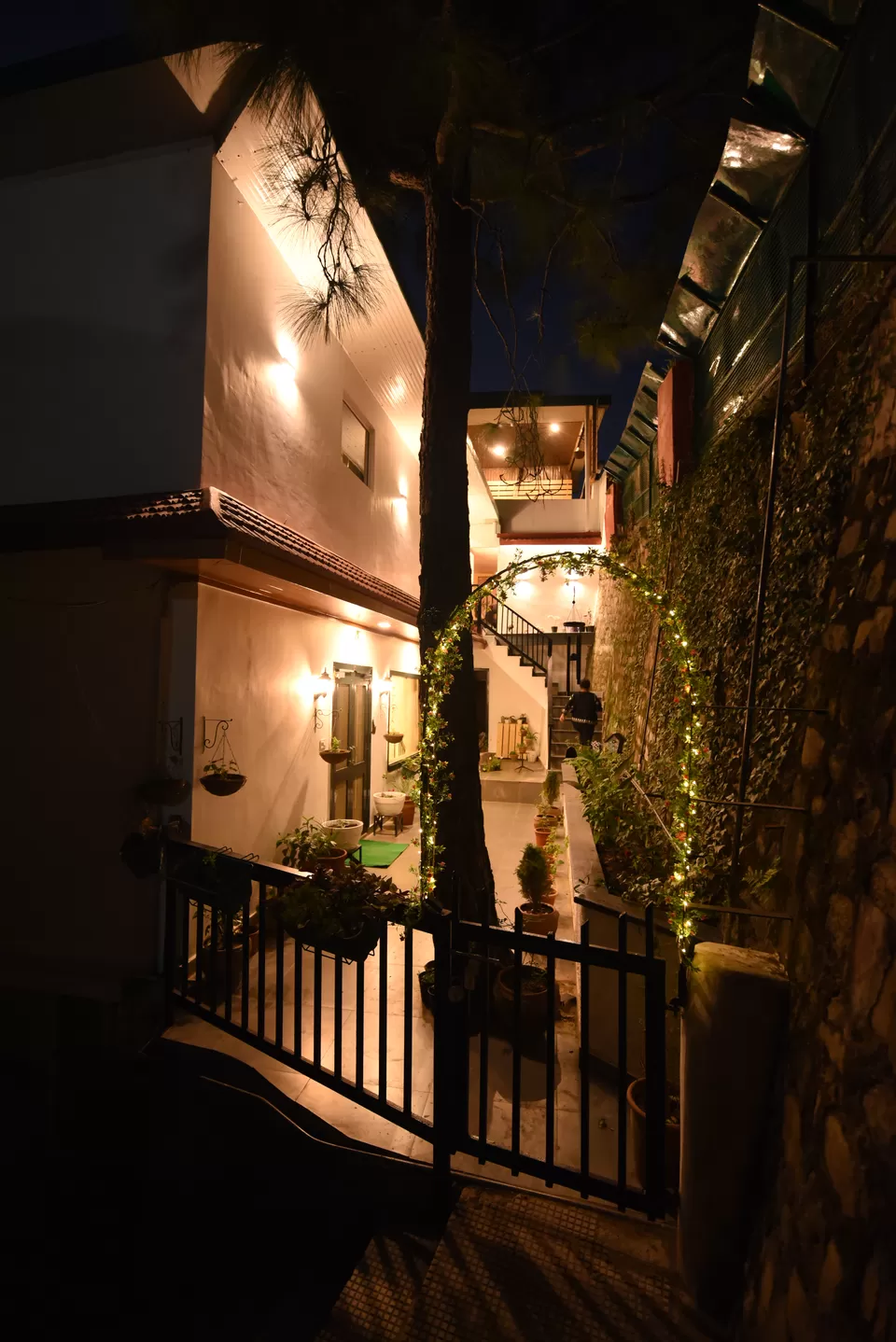Photo of #Secret & Serene: The Tranquil Valleys Of Barog Awaiting To Beckon You | magicpin Blog by Meraki Holiday Homes