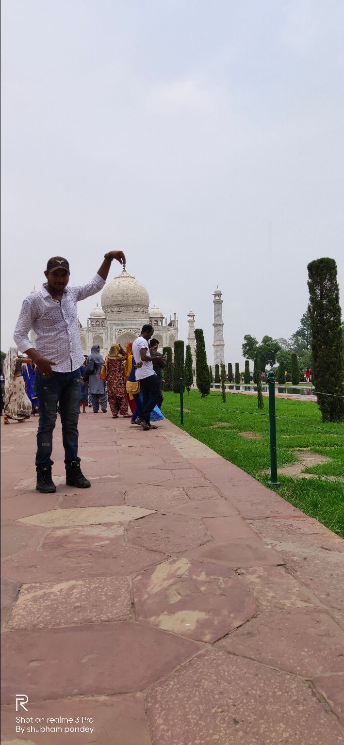 Photo of Agra, Uttar Pradesh, India by शिवम सिंह बघेल