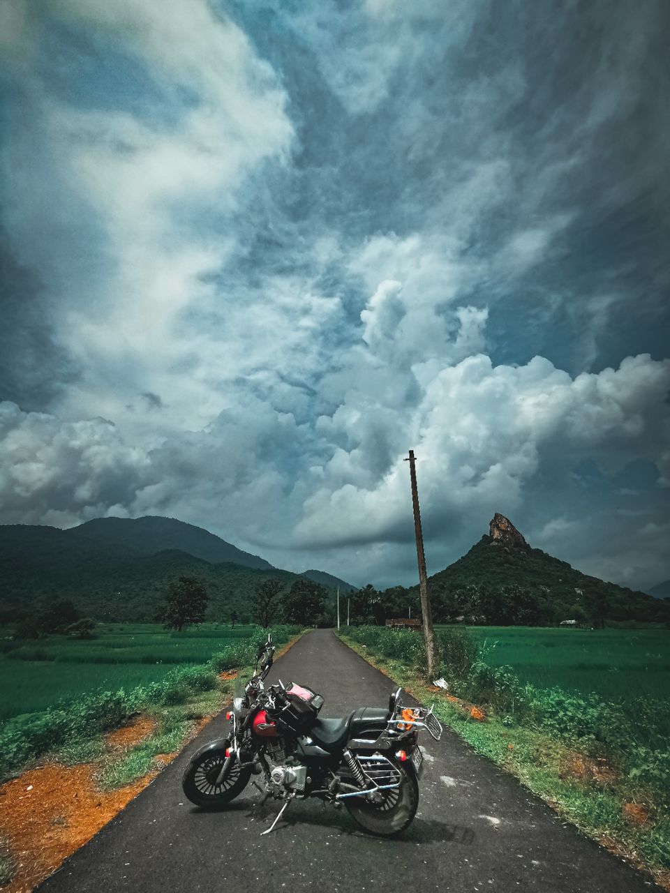 Photo of DEVKUND WATERFALL, ODISHA - SOLO BIKE RIDE by VISORDOWN MOTOVLOGS