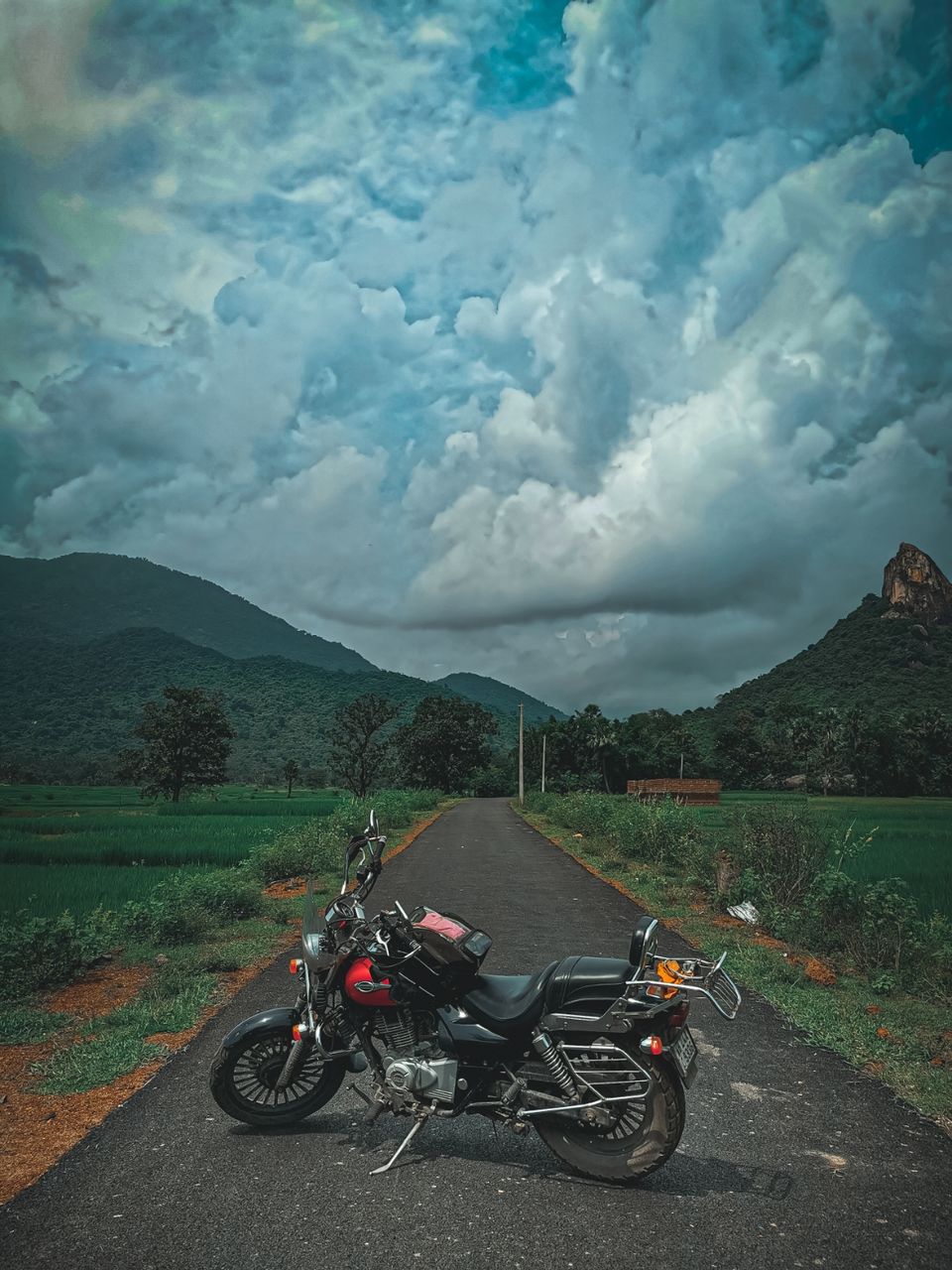 Photo of DEVKUND WATERFALL, ODISHA - SOLO BIKE RIDE by VISORDOWN MOTOVLOGS