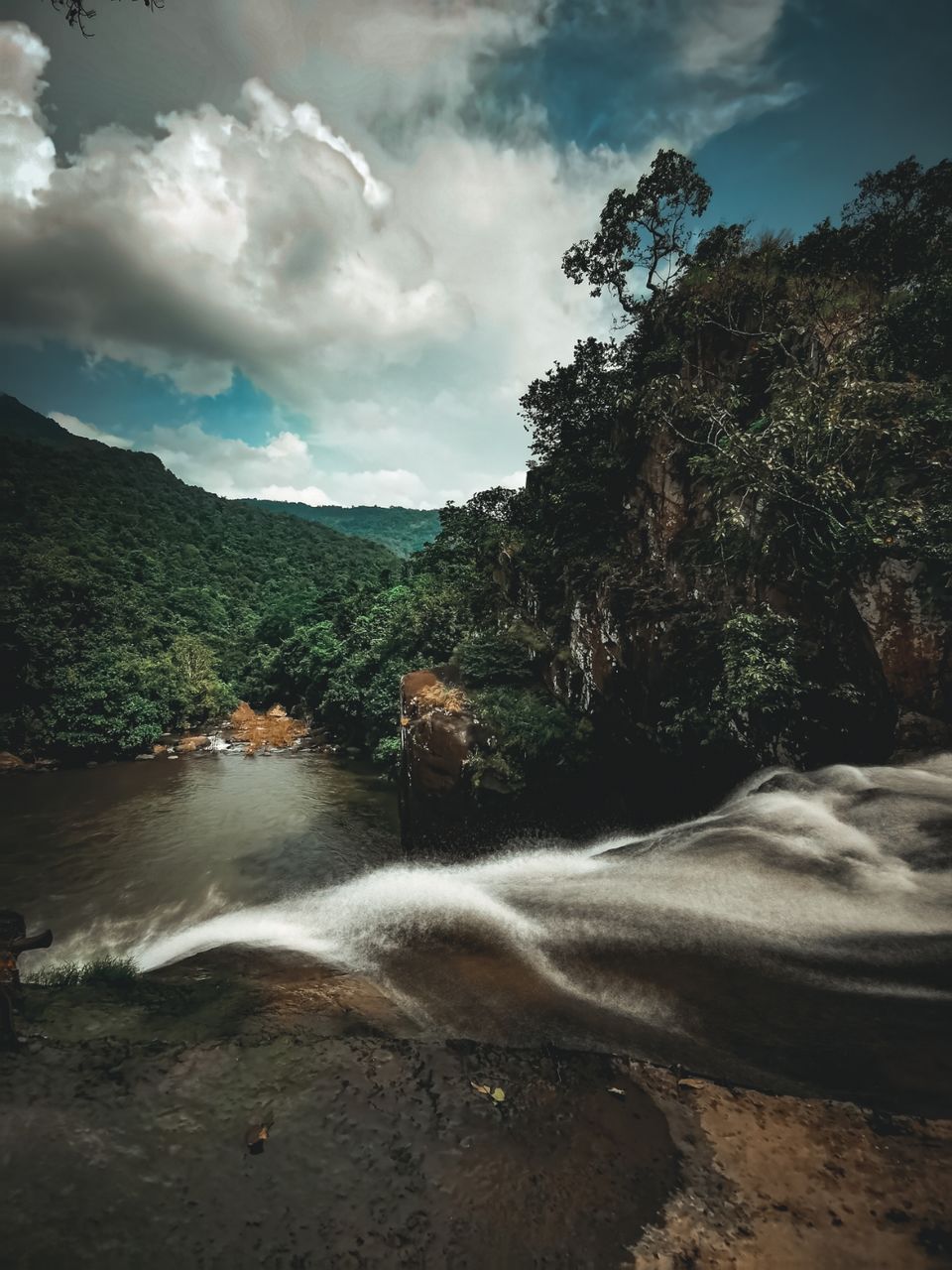 Photo of DEVKUND WATERFALL, ODISHA - SOLO BIKE RIDE by VISORDOWN MOTOVLOGS