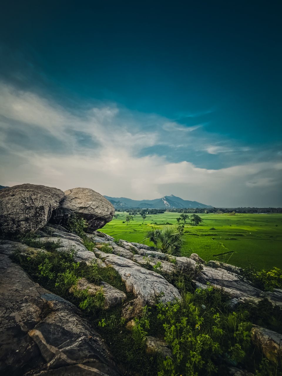 Photo of DEVKUND WATERFALL, ODISHA - SOLO BIKE RIDE by VISORDOWN MOTOVLOGS