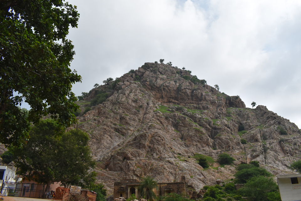 Photo of Temple Shree Maleshwer Nath Mahadev, Samod, Rajasthan, India by Aman Sain
