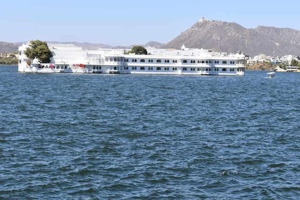 Photo of City Palace, Old City, Udaipur, Rajasthan, India by Aman Sain
