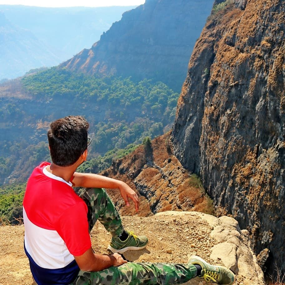 Photo of CLIMB TO HEAVEN: TREK TO KALAVANTIN DURG by Prathamesh Patkar