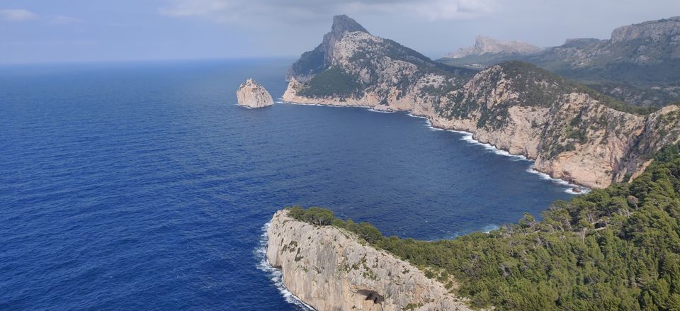 Photo of Majorca, Spain - the perfect weekend getaway by Aditya Malik
